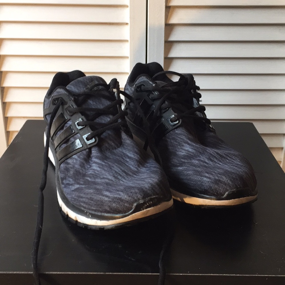 Adidas Cloud Foam: Men’s Size 12